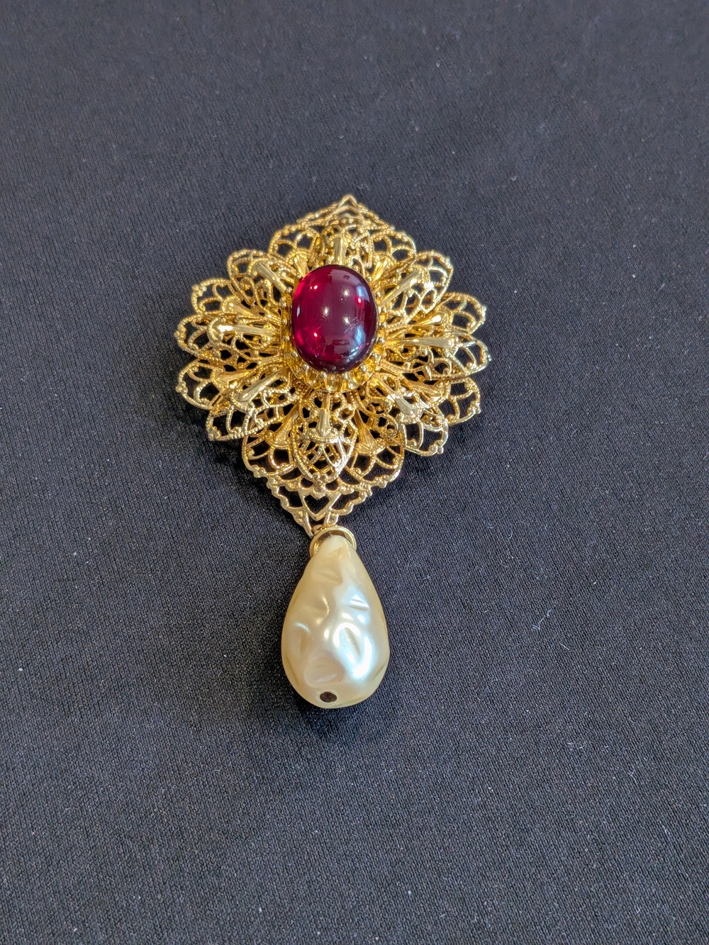 Vintage 2980s  Gold Filigree Pendant Brooch with Red Cabochon and Pearl Drop